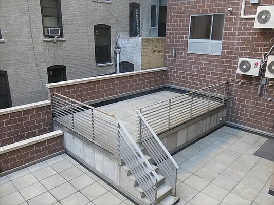 Sold by Citi Habitats | media 17