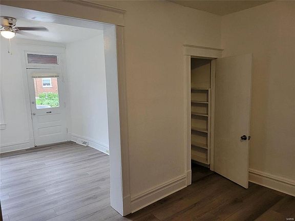 5th image of 3465-3471 S Spring Ave #3465-1F