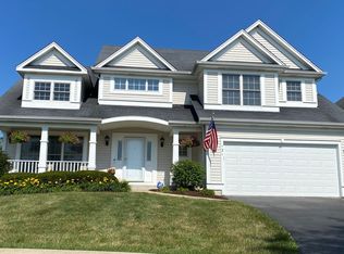 121 Hearthstone Dr, Bartlett, IL 60103