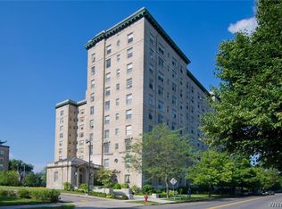 33 Gates Cir #6B, Buffalo, NY