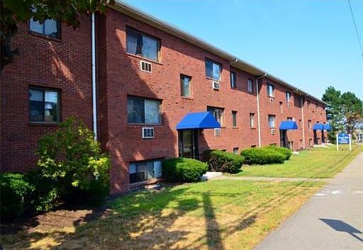 3rd image of 580 Bridge St APT 20b