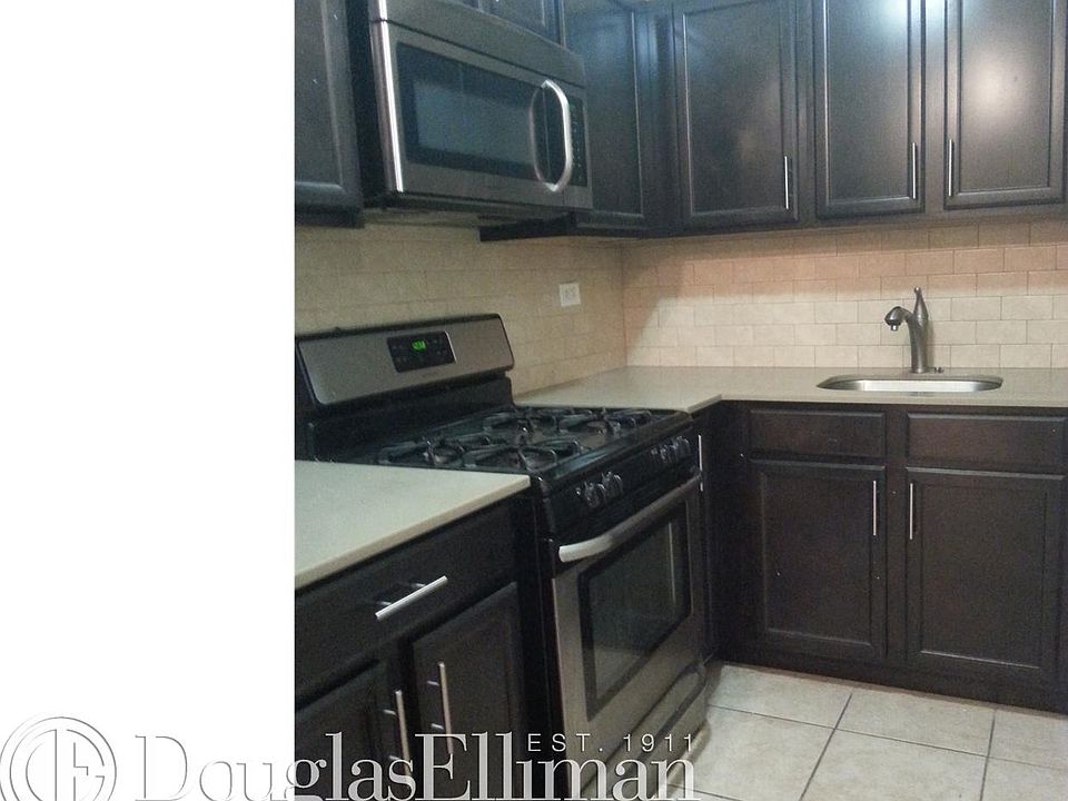 2nd image of 1990 Lexington Ave APT 14F