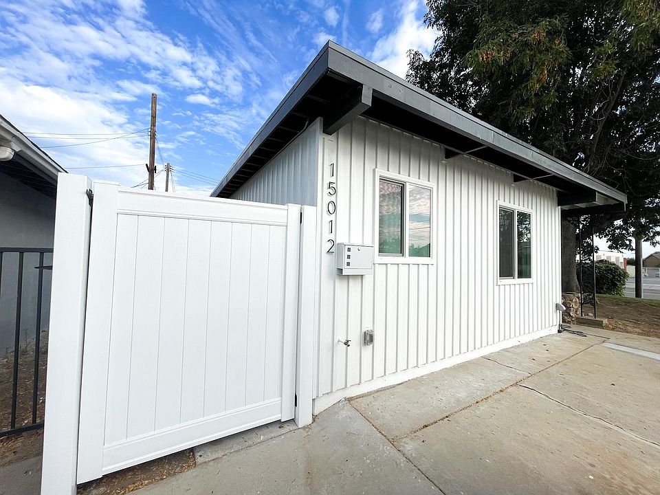 1st image of 15014 La Condesa Dr #1/2