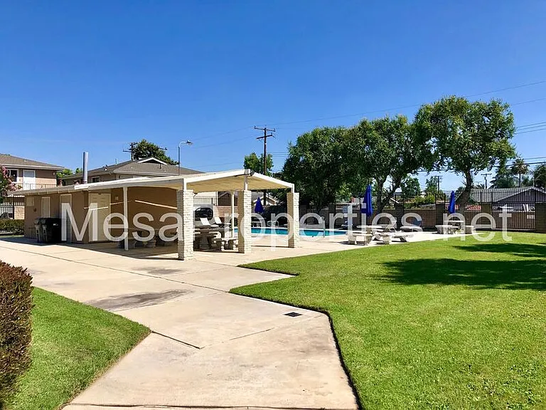 2365 Pepper St — Photo 13