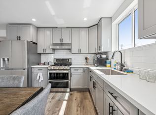 1421 W 35th St, Los Angeles, CA 90018