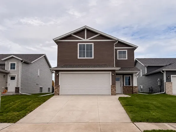 850 1st Ave, Horace, ND 58047