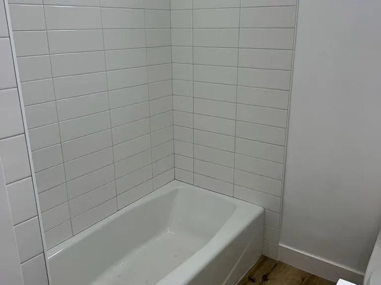 1401 Manhattan Beach Blvd — Photo 10