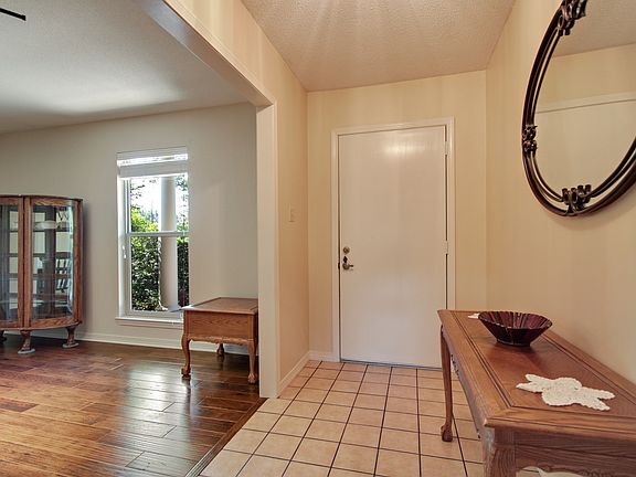 2nd image of 14301 Swan Ln