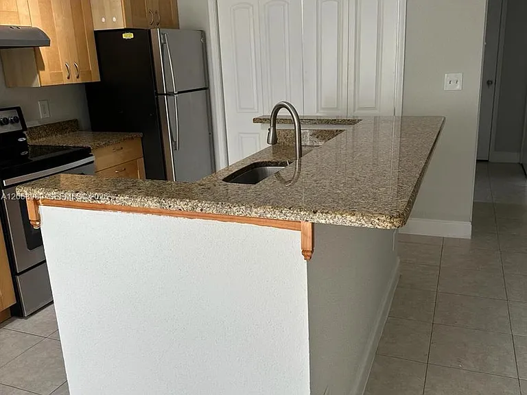 777 Riverside Dr #1526 — Photo 18