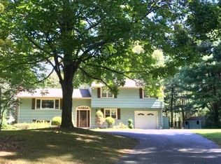 48 Hollis St, Sherborn, MA 01770