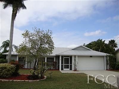 Home for Sale in Cape Coral, FL $324,900