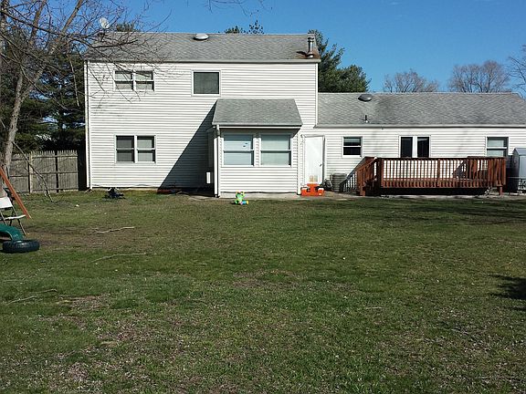 5th image of 1504 Malibu Dr