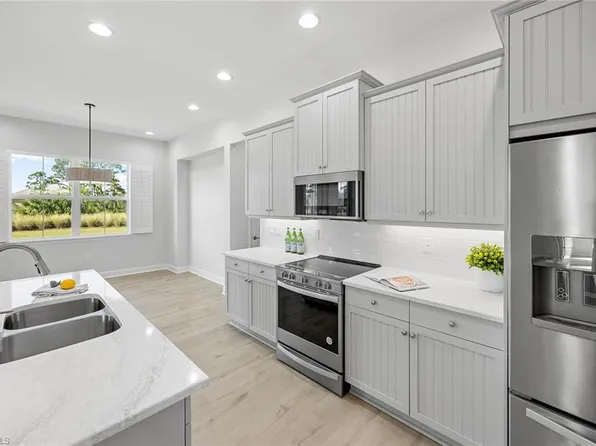 7307 Cayo Coco LN, NAPLES, FL 34113