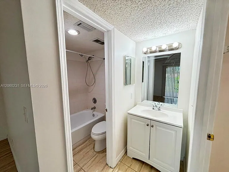 6292 La Costa Dr #H — Photo 6