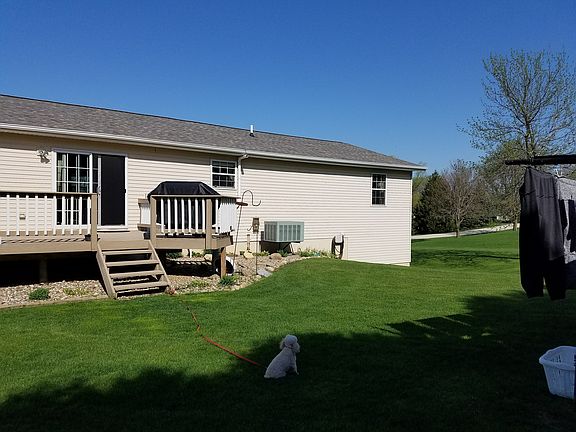 3rd image of 21134 Sunset Dr