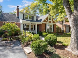 9230 Old Bonhomme Rd, Saint Louis, MO 63132