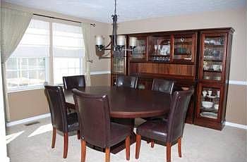 5th image of 508 Sarah Dr