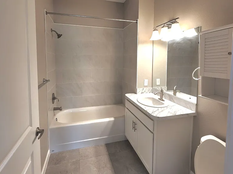 3951 Playa Del Sol Dr #104 — Photo 11