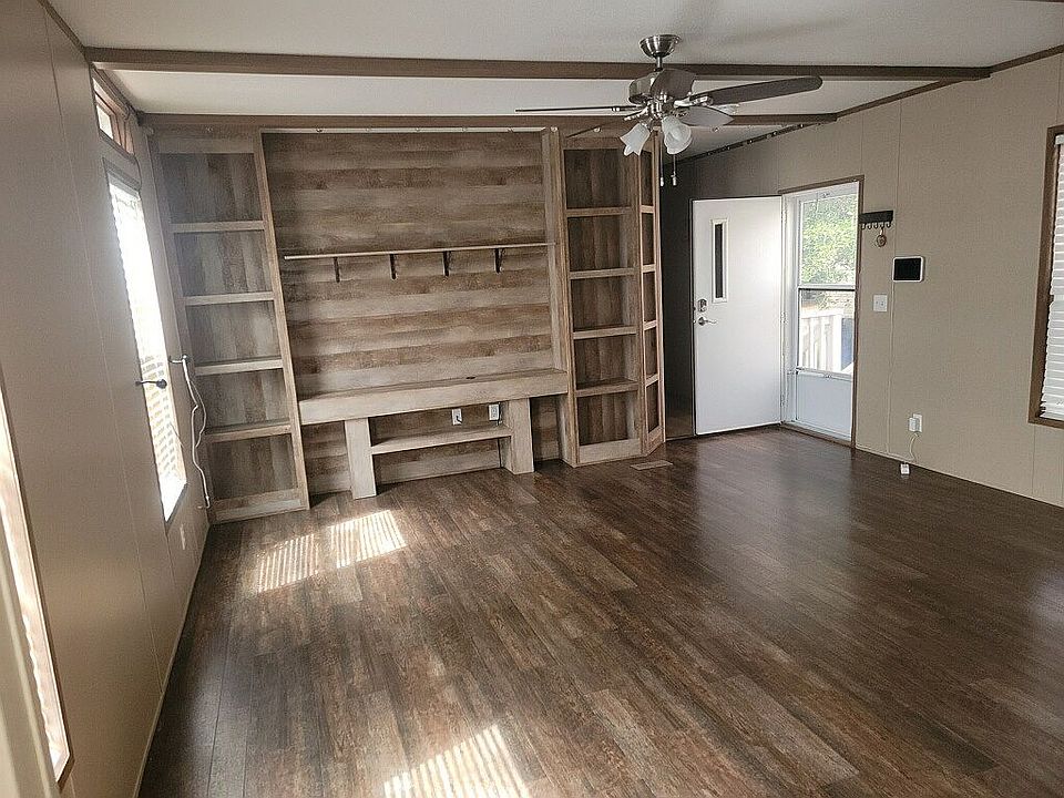 1st image of 12651 Claremont Cir #101