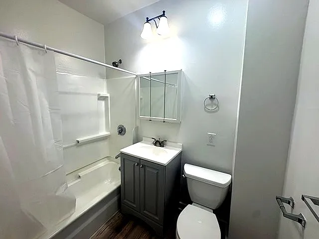 75 Division St #1A — Photo 4