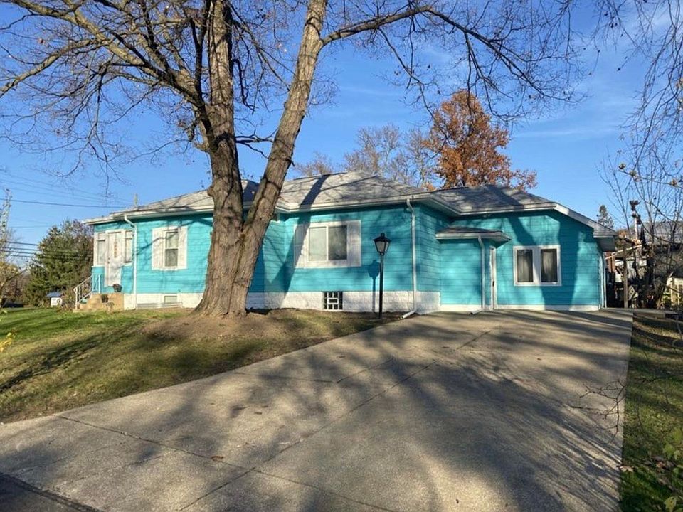 1st image of 1118 Portage Lakes Dr
