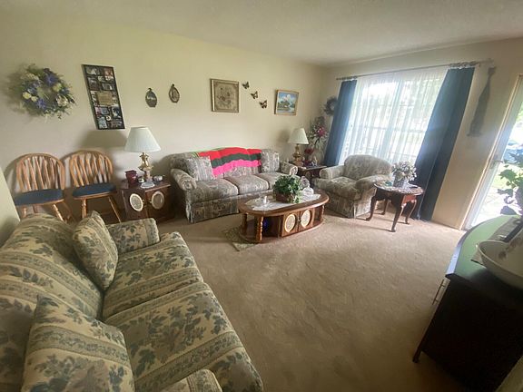 3rd image of 2439 Dakota Dr