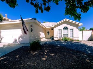 9815 Kokopelli Rd NW, Albuquerque, NM 87114