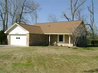 6090 Ricki Ln, Beaumont, TX 77708