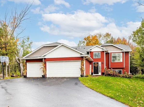 5255 Twin Pines St, Hermantown, MN 55811