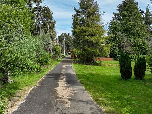 4th image of 89235 Highway 101