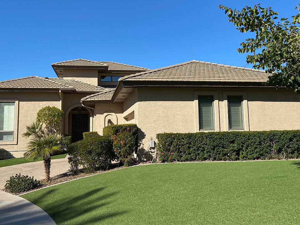 1st image of 3064 E San Juan Ave