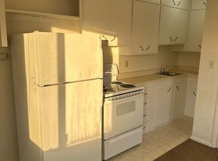2617 14th Ave W APT 3, Seattle, WA 98119