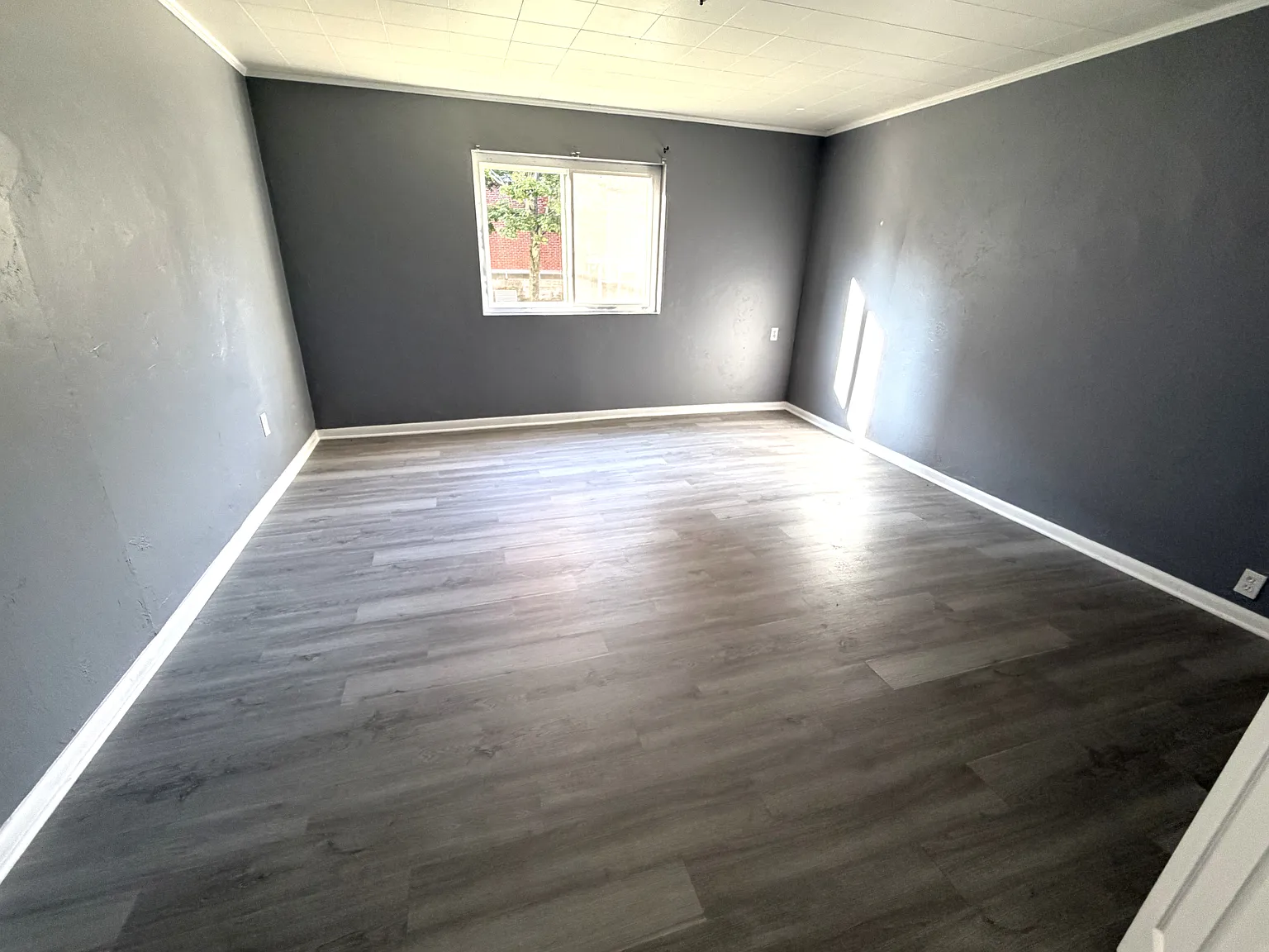 2 bed, 1000 sqft, $850 — Photo 2