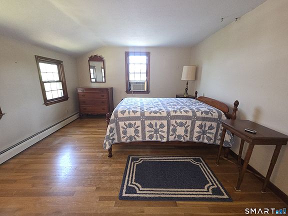 5th image of 1 Deerfield Lane