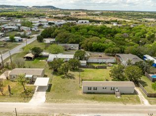 3506 Tomahawk Dr, Granbury, TX 76048