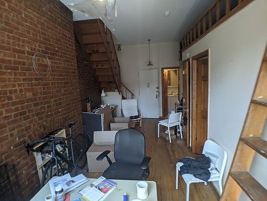 3rd image of 319 W 106th St APT 4A