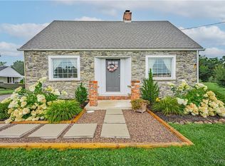 7745 Rochester Rd, Gasport, NY 14067