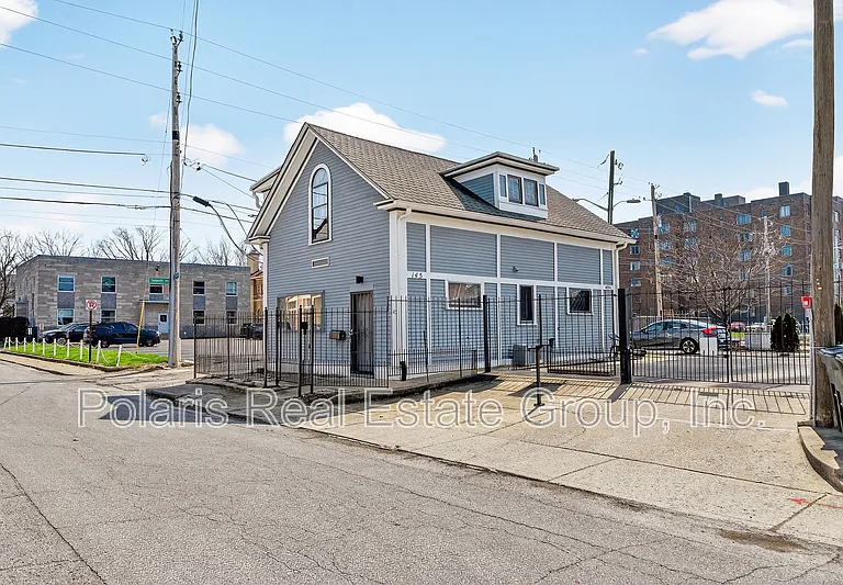 145 E 14th St — Photo 1