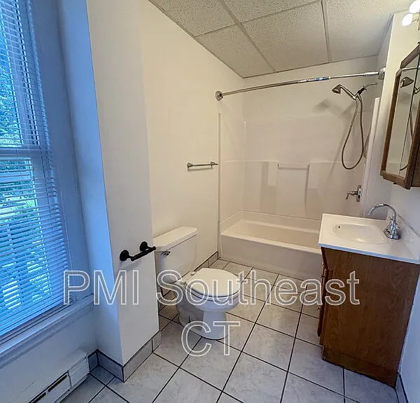 285 Montauk Ave #4 — Photo 13