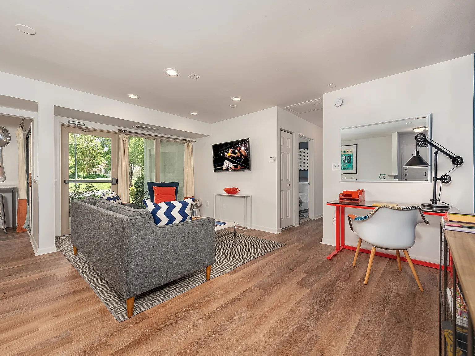 Cedar Place — Photo 1