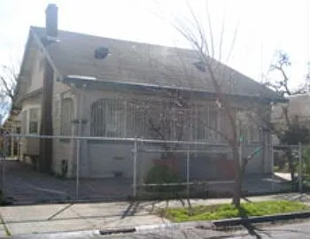 1340 E Flora St photo 1