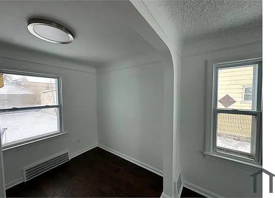 15906 Stockbridge Ave — Photo 14