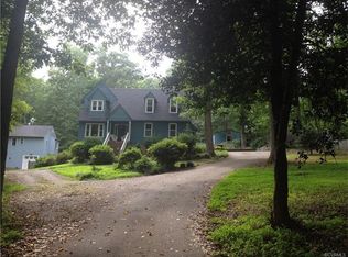 9640 Bending Oak Dr, Midlothian, VA 23112