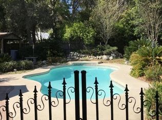 114 South St, Melrose, FL 32666