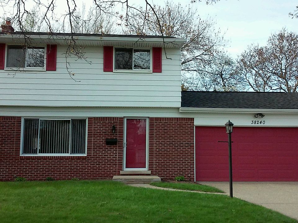 1st image of 38240 Donald St