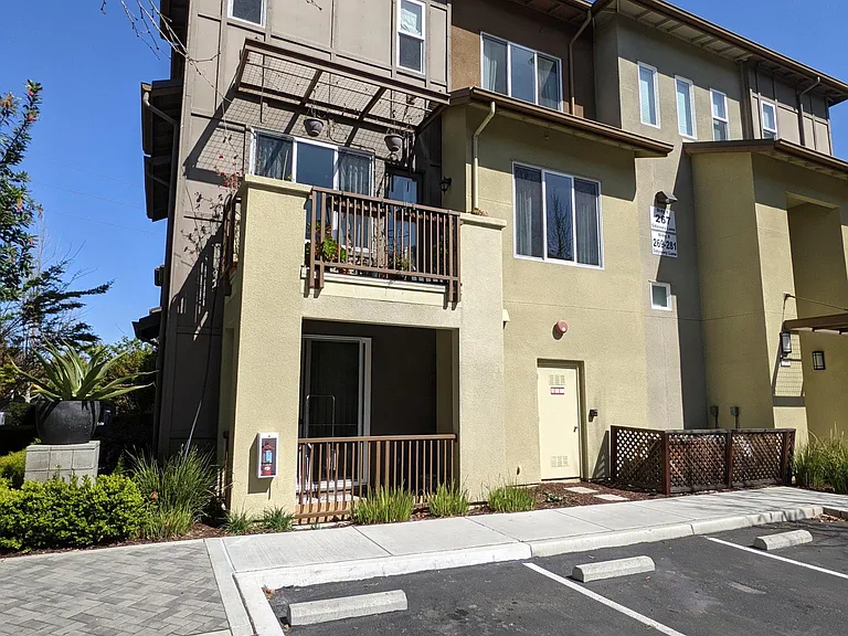 271 Odyssey Ln — Photo 19