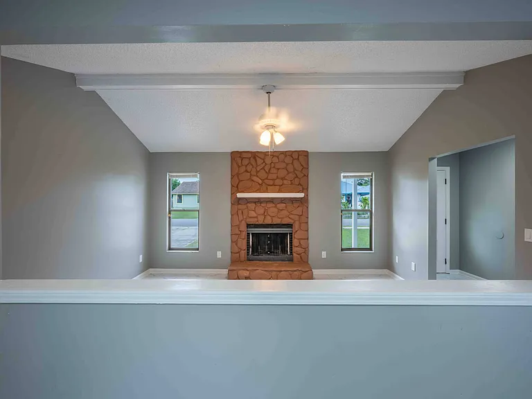 8126 Sable Woods Dr N — Photo 13