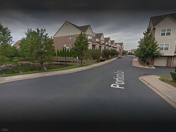 2nd image of 25551 Portico Ln