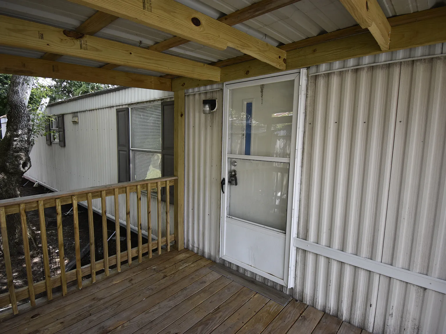3 bed, 1216 sqft, $1,049 — Photo 2