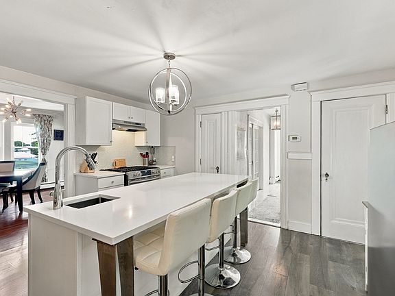 3rd image of 43 Chilmark St